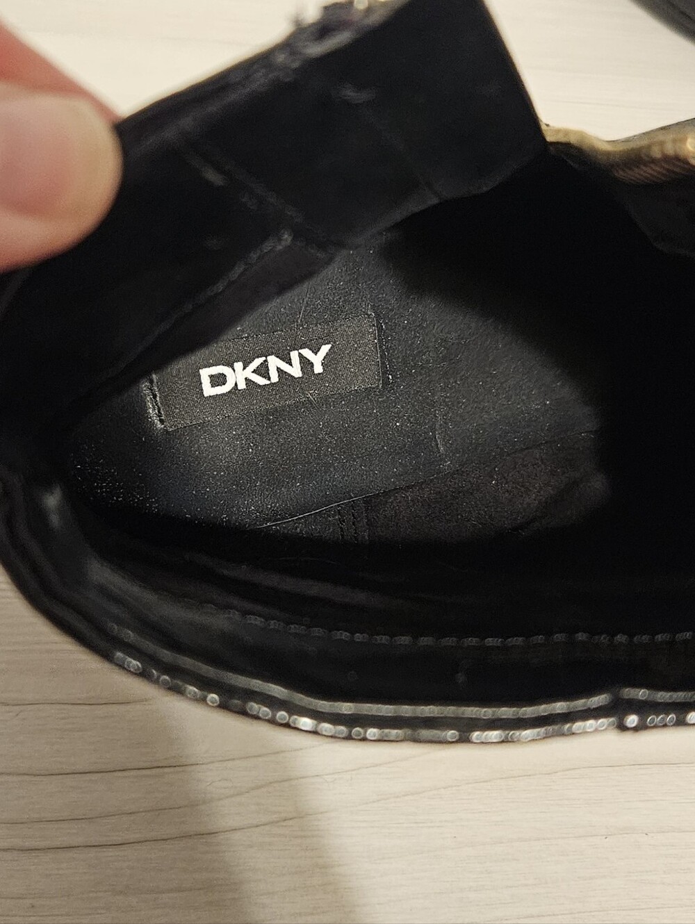 DKNY Women's Black Croc-Embossed Ankle Boots with Gold Details Sz 10 - Picture 8 of 9